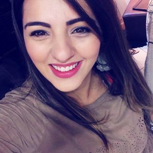 Meet your Posher, Fernanda